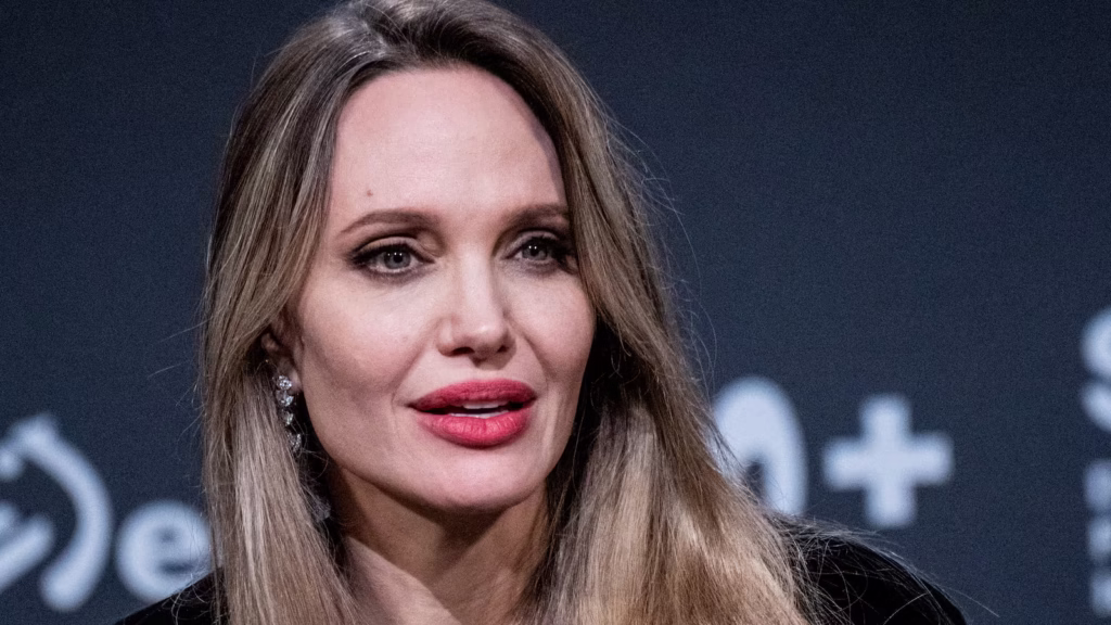 Angelina Jolie says she no longer recognises her country, warning of threats to free speech in the U.S. while promoting her new film Couture in Spain.